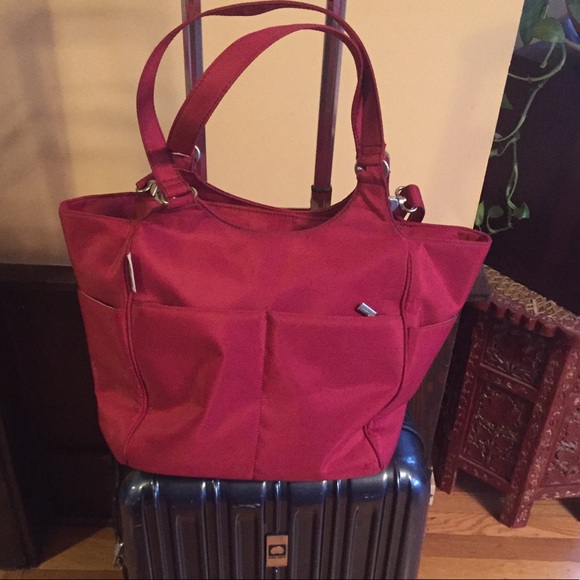 ellington travel purse